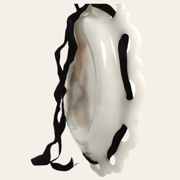 Vintage Victorian Lattice Edge Milk Glass Plate Black Poodles & Hanging Ribbon - Picture 6 of 7